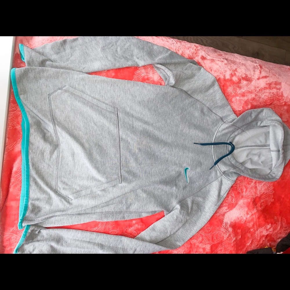 ⚡️gray nike hoodie